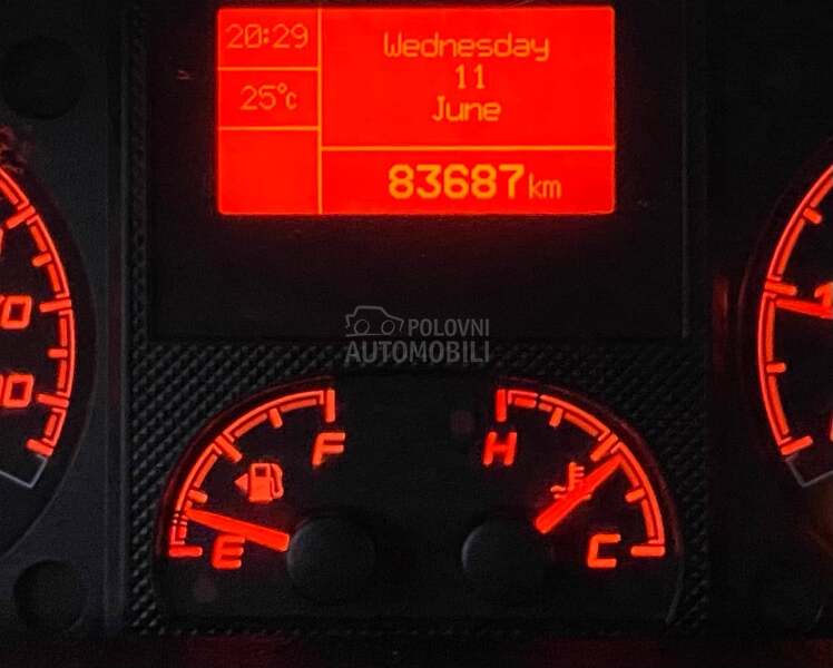 Peugeot Boxer 83.000 k.m.