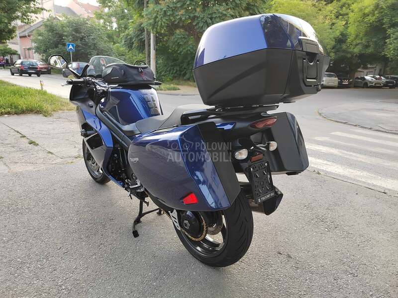 Triumph Sprint 1050 GT