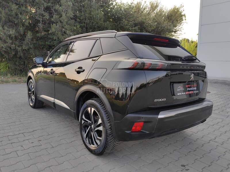 Peugeot 2008 1.5 ALLURE/3D VIRTU