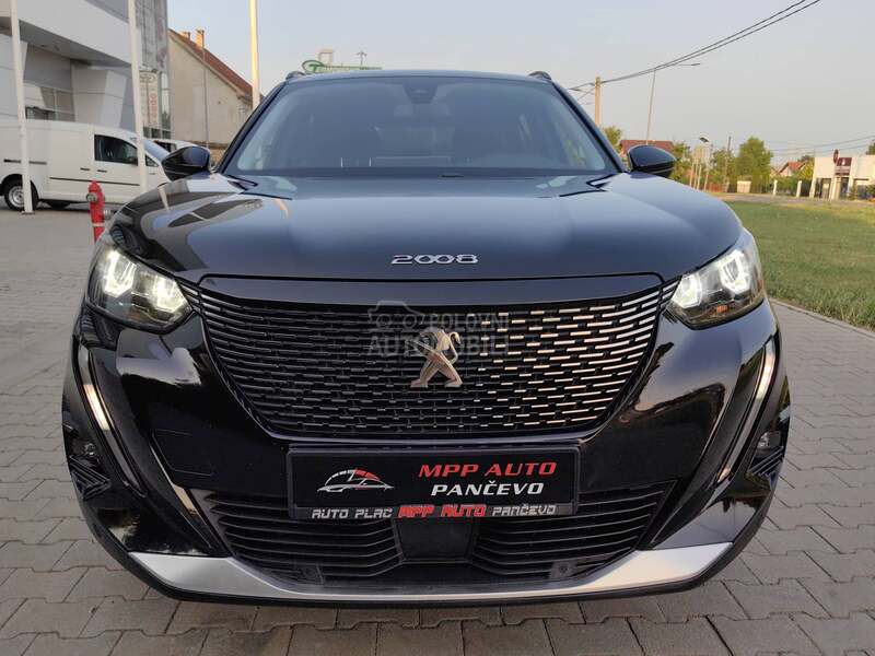 Peugeot 2008 1.5 ALLURE/3D VIRTU