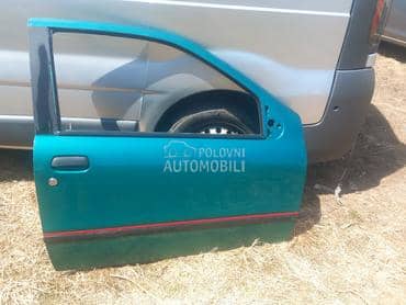 vrata prednja desna za Fiat Punto od 1994. do 2000. god.