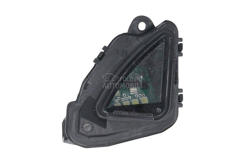 Svetlo u retrovizoru