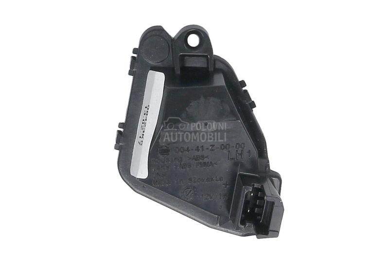 Svetlo u retrovizoru