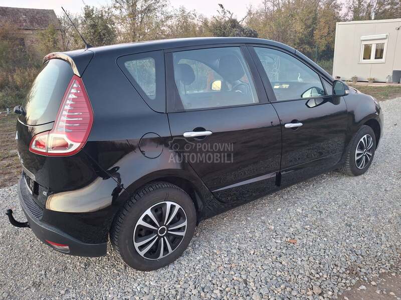 Renault Scenic 1.5 dci