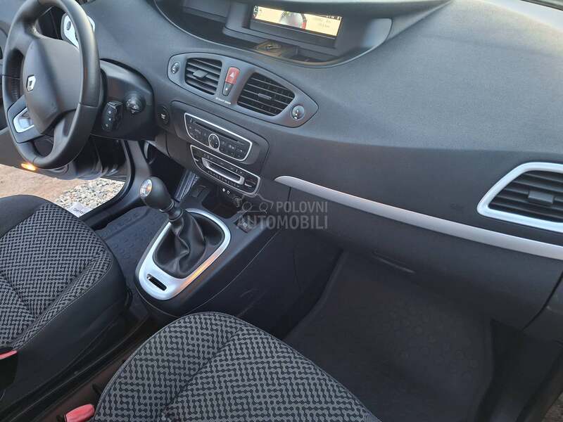 Renault Scenic 1.5 dci