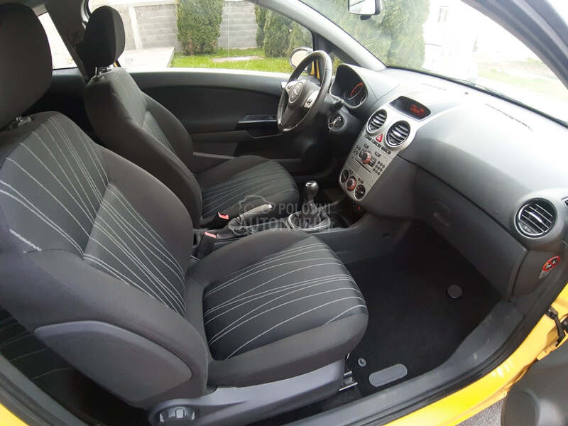 Opel Corsa D 