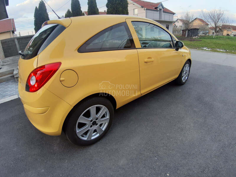 Opel Corsa D 