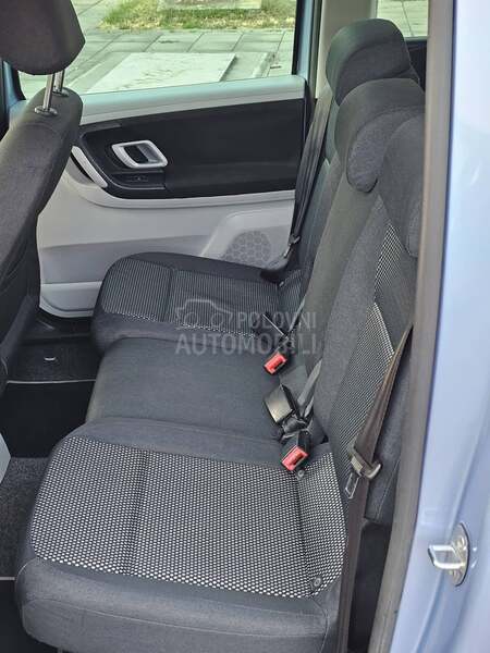Škoda Roomster 1.4 b  p l i n
