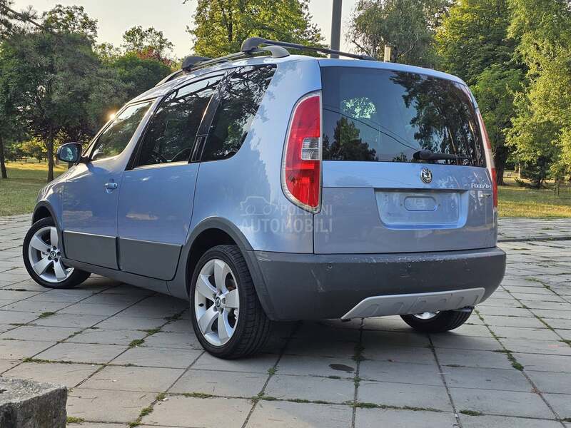 Škoda Roomster 1.4 b  p l i n