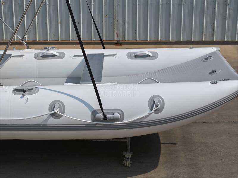 Zodiac Novecento Cat 380