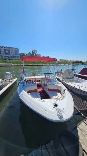 Bayliner Capri 1850