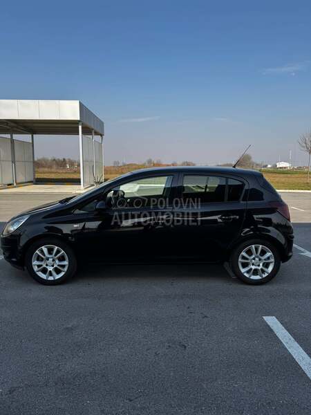 Opel Corsa D 