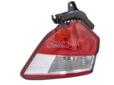 Stop svetla i stop lampe za Toyota Yaris od 2017. do 2020. god.