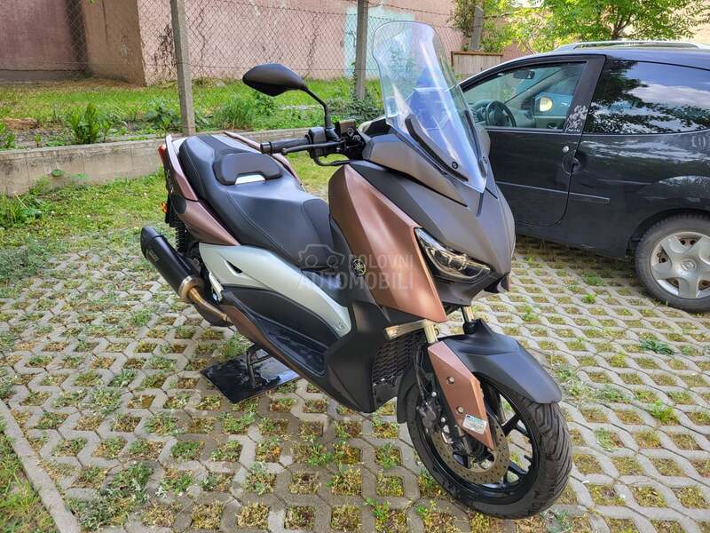 Yamaha Xmax 300