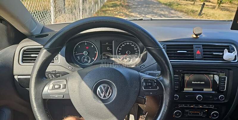 Volkswagen Jetta 