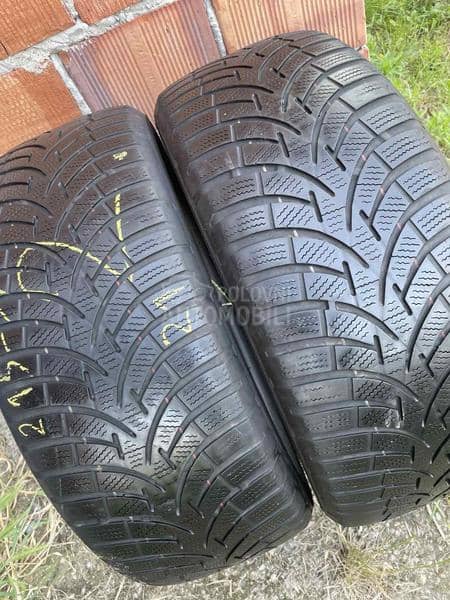 Toyo 215/55 R17 Zimska