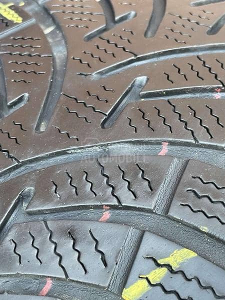 Toyo 215/55 R17 Zimska