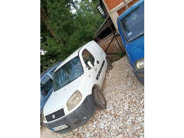 Far za Fiat Doblo od 2005. do 2009. god.