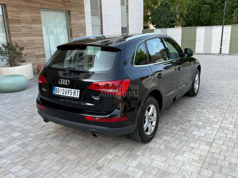 Audi Q5 tfsi quattro CH