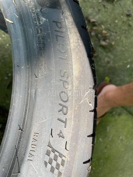 Michelin 245/45 R19 Letnja