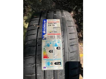 Michelin 245/45 R19 Letnja