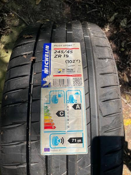 Michelin 245/45 R19 Letnja