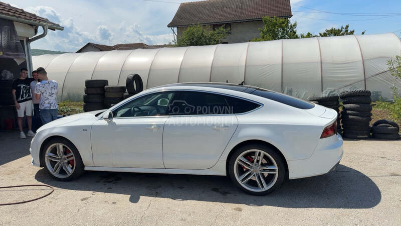 Audi A7 