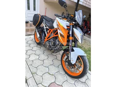 KTM 1290 R Duke SE