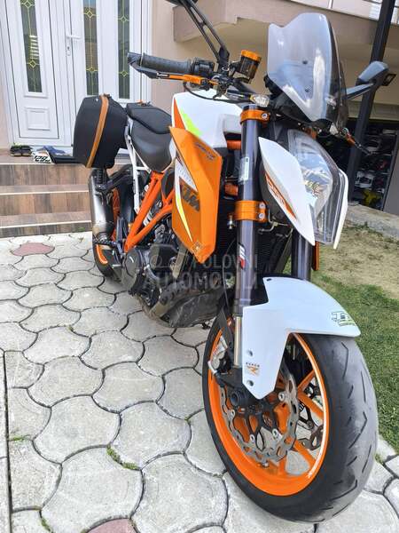 KTM 1290 R Duke SE