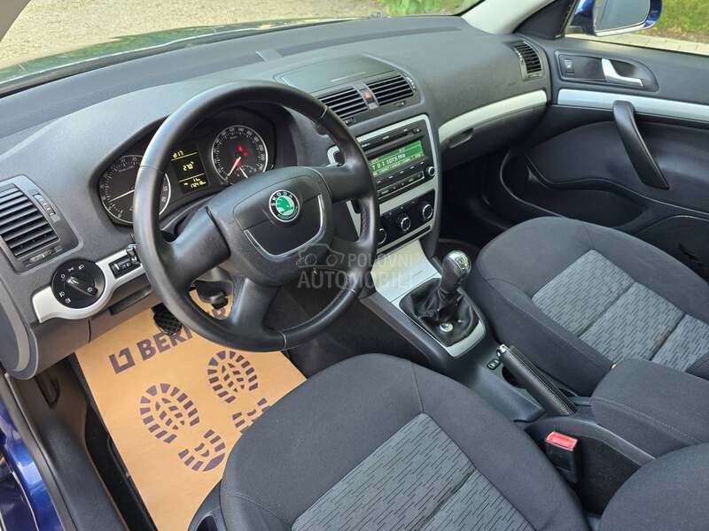 Škoda Octavia 1.6 tdi AMBIENTE