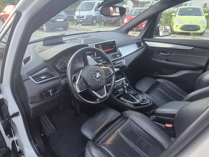 BMW 218 2.0D Luxury