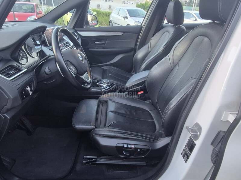 BMW 218 2.0D Luxury