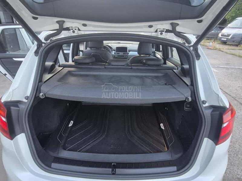 BMW 218 2.0D Luxury