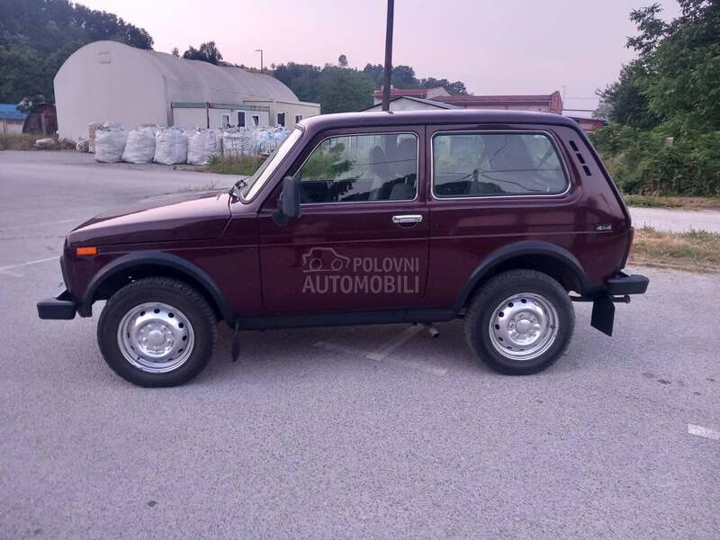 Lada Niva 