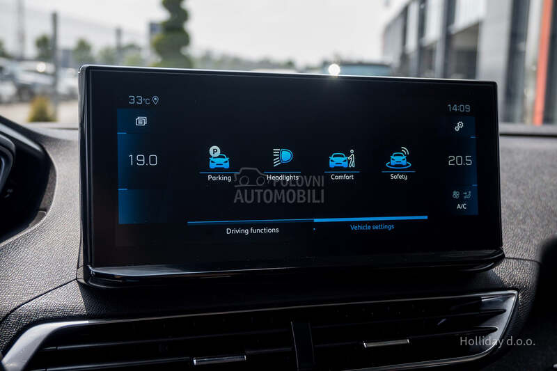 Peugeot 3008 1.5BlueHDI Allure