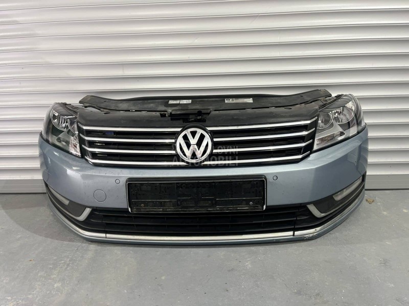 Pasat B7 Prednji Branik