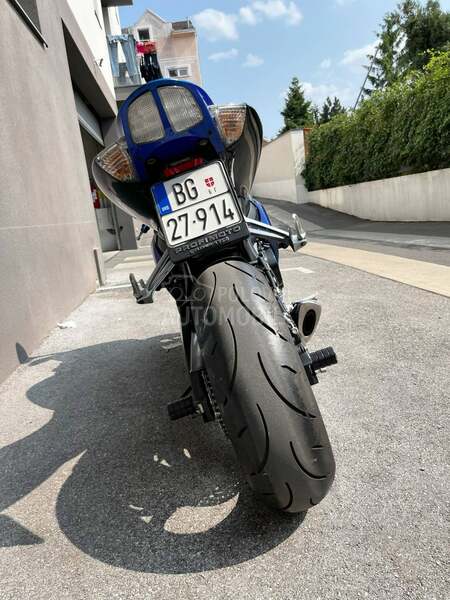 Suzuki GSXR 600 K7