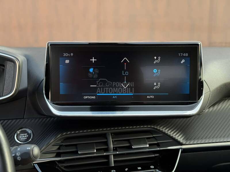 Peugeot 2008 Allure/Kamera/3DVirt