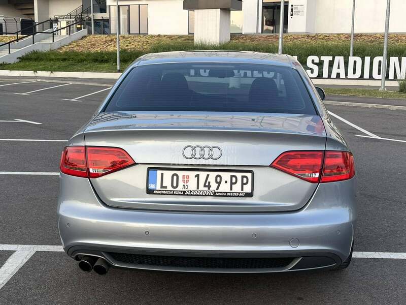Audi A4 S lajn