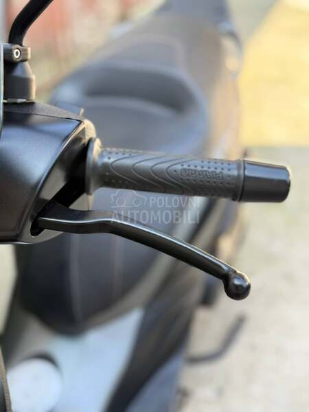 Piaggio Beverly 350 Sport Touring