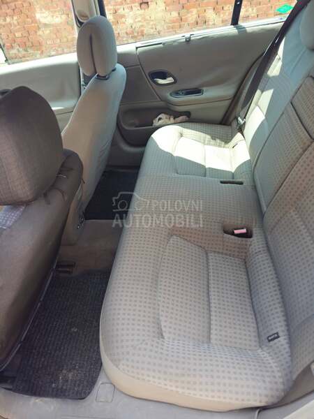 Renault Laguna 1.6