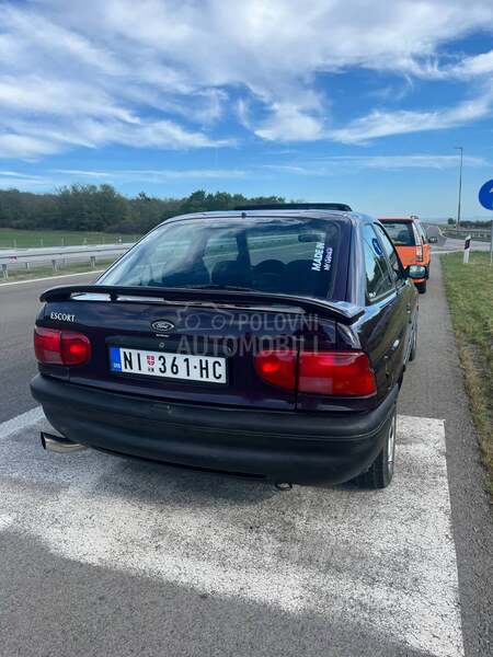 Ford Escort 