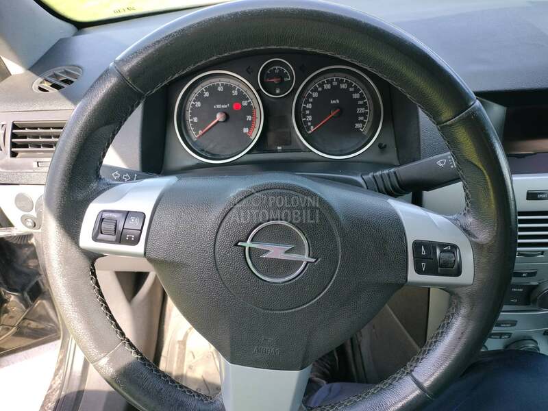 Opel Astra H gtc
