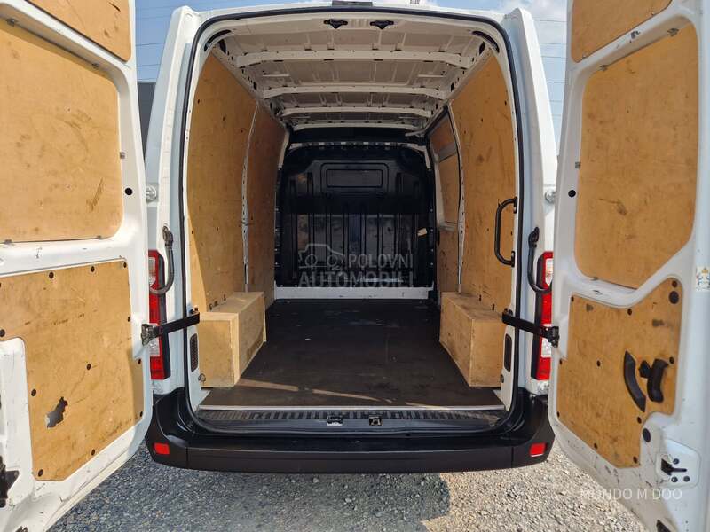 Renault Master 2.3 cdti L2H2