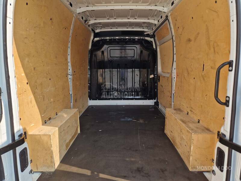 Renault Master 2.3 cdti L2H2