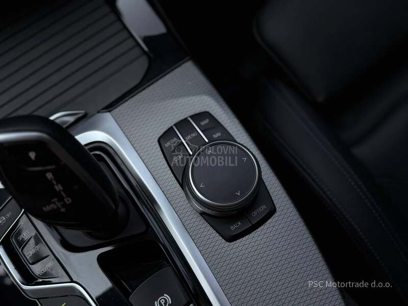 BMW X3 M-Sport/Pano/HeadUp