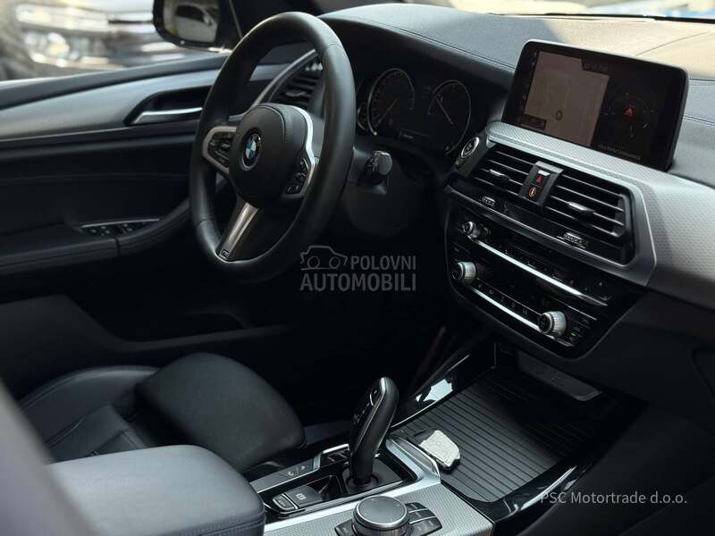 BMW X3 M-Sport/Pano/HeadUp