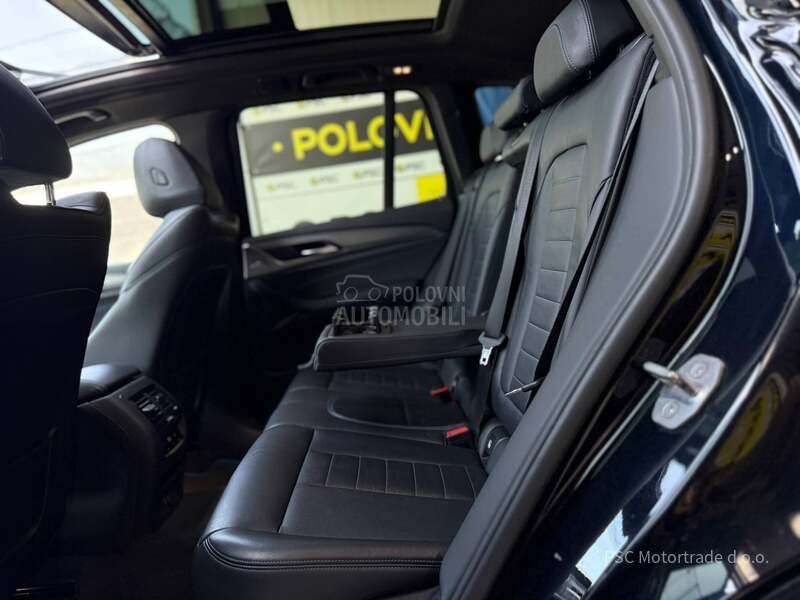 BMW X3 M-Sport/Pano/HeadUp
