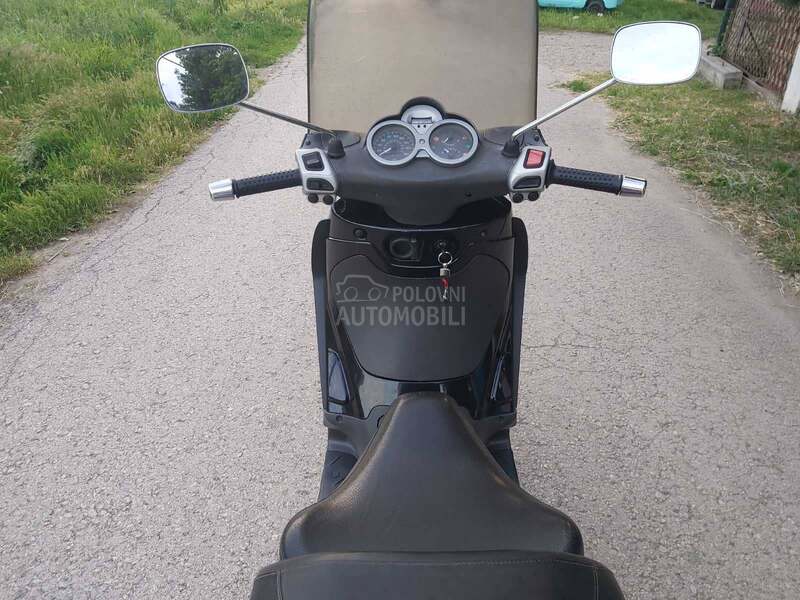 Piaggio Beverly 400