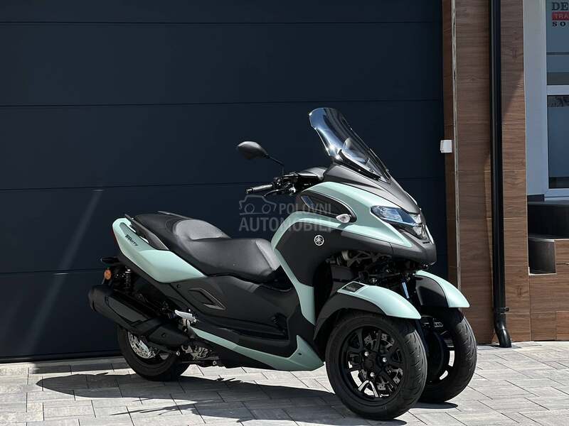 Yamaha Tricity 300